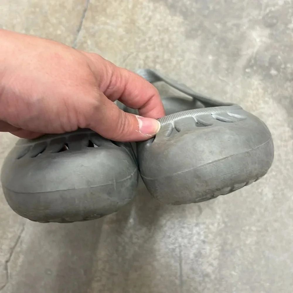Crocs silver slip ons - Picture 3 of 7